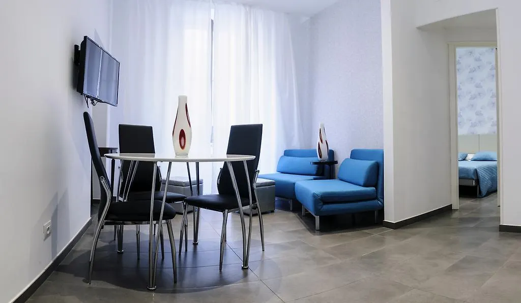 ** Apartahotel Residence Diaz Como Italia
