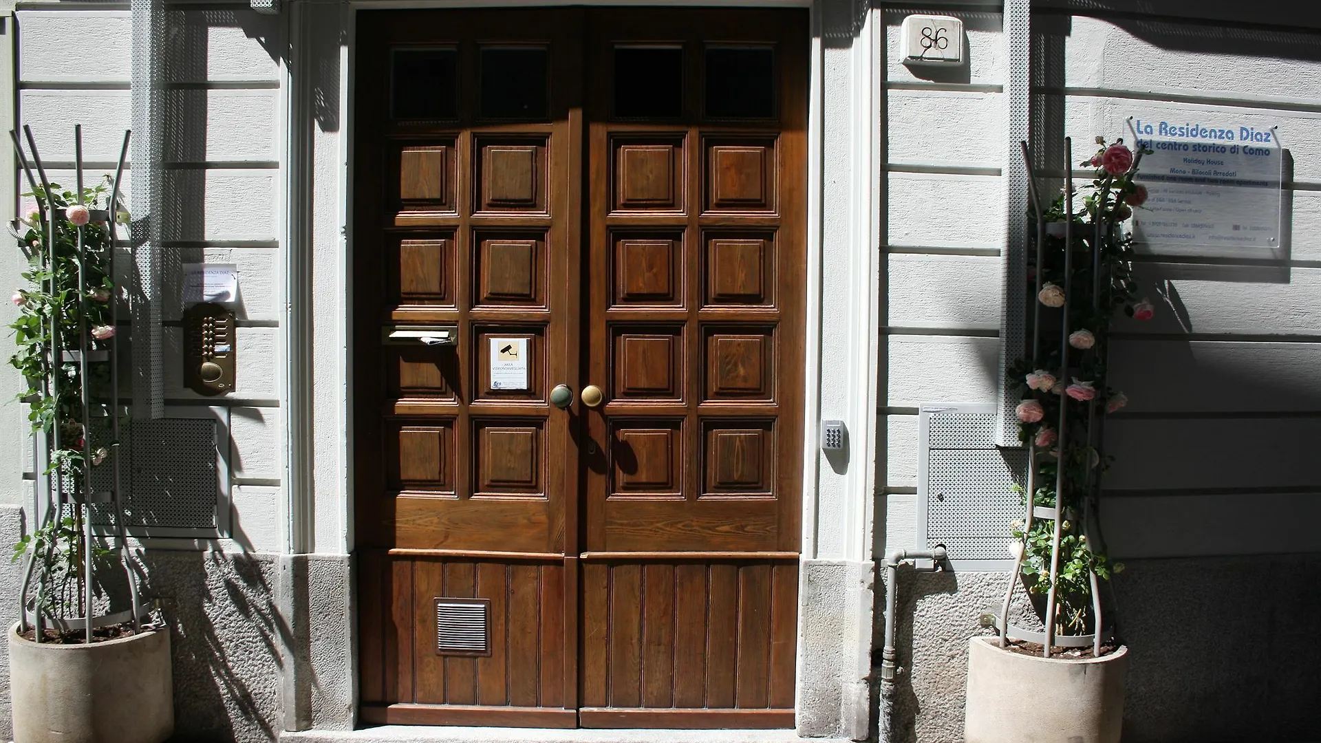 Residence Diaz Комо 3*,